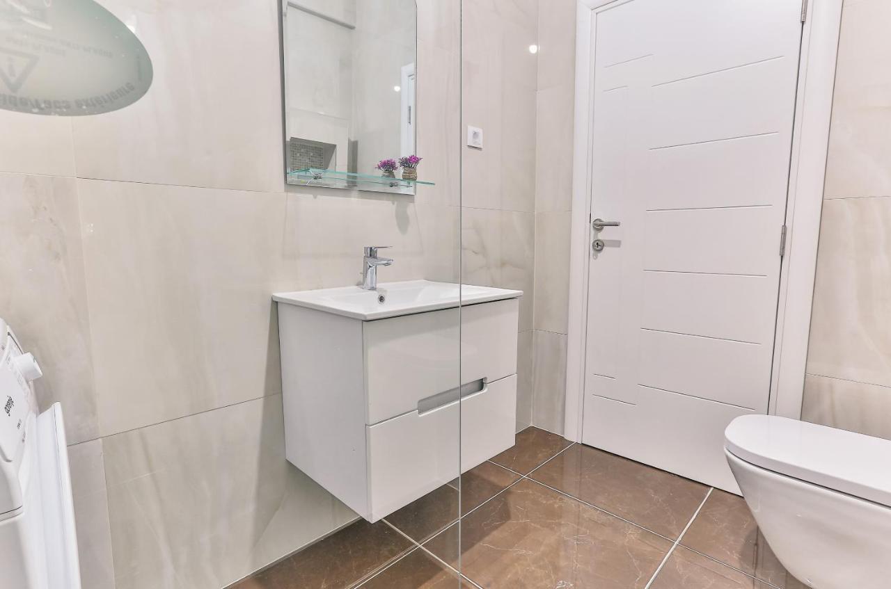 Luxury Korda Apartments 011 布德瓦 外观 照片
