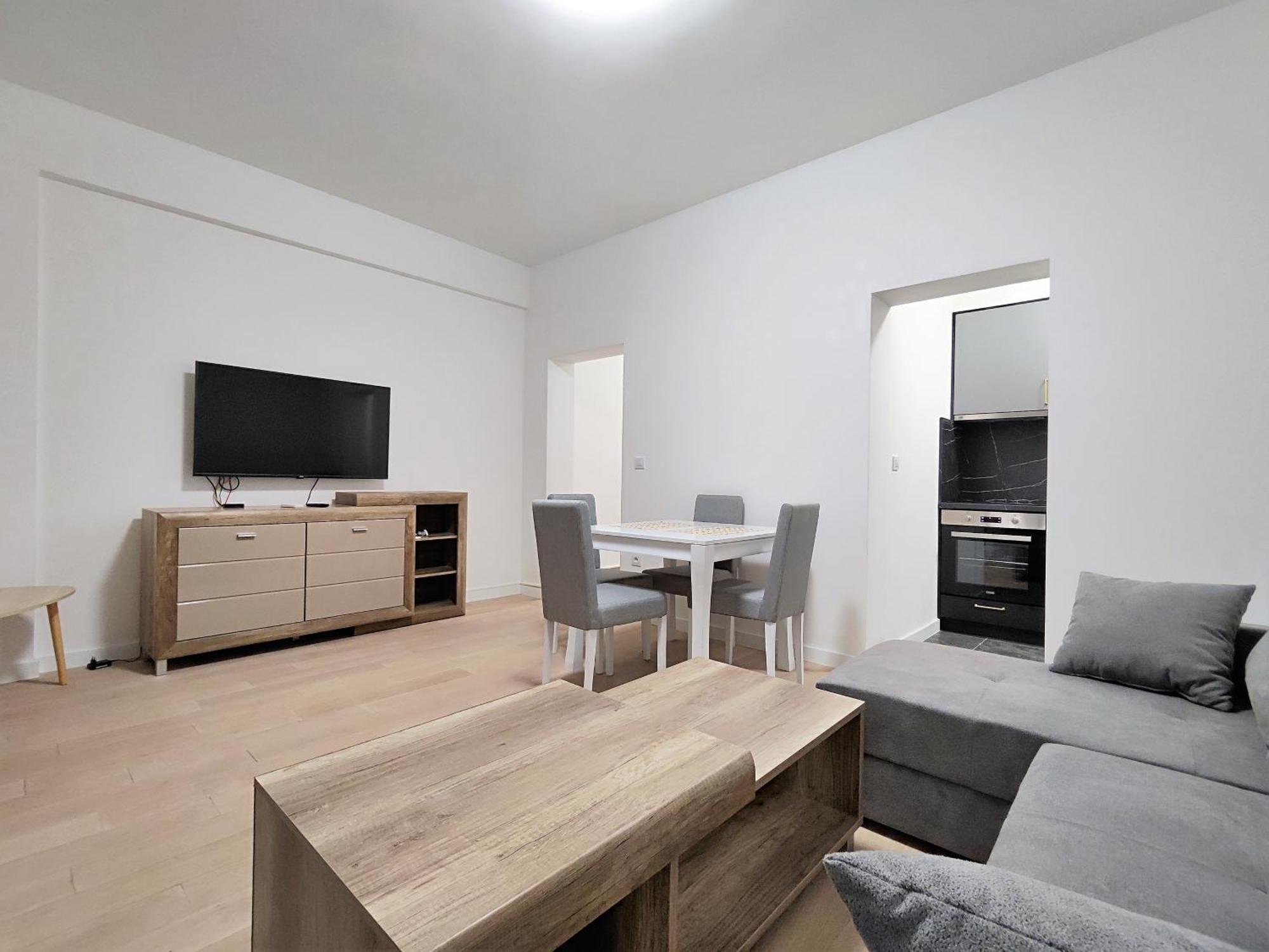 Luxury Korda Apartments 011 布德瓦 外观 照片